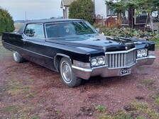 Cadillac De Ville
