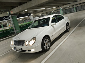 Mercedes-Benz 200