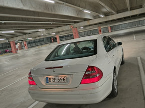 Mercedes-Benz 200