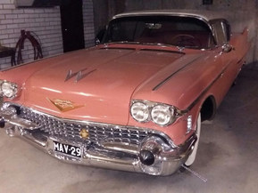Cadillac De Ville