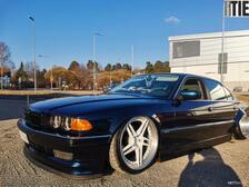BMW 740