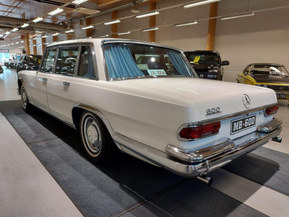 Mercedes-Benz 600