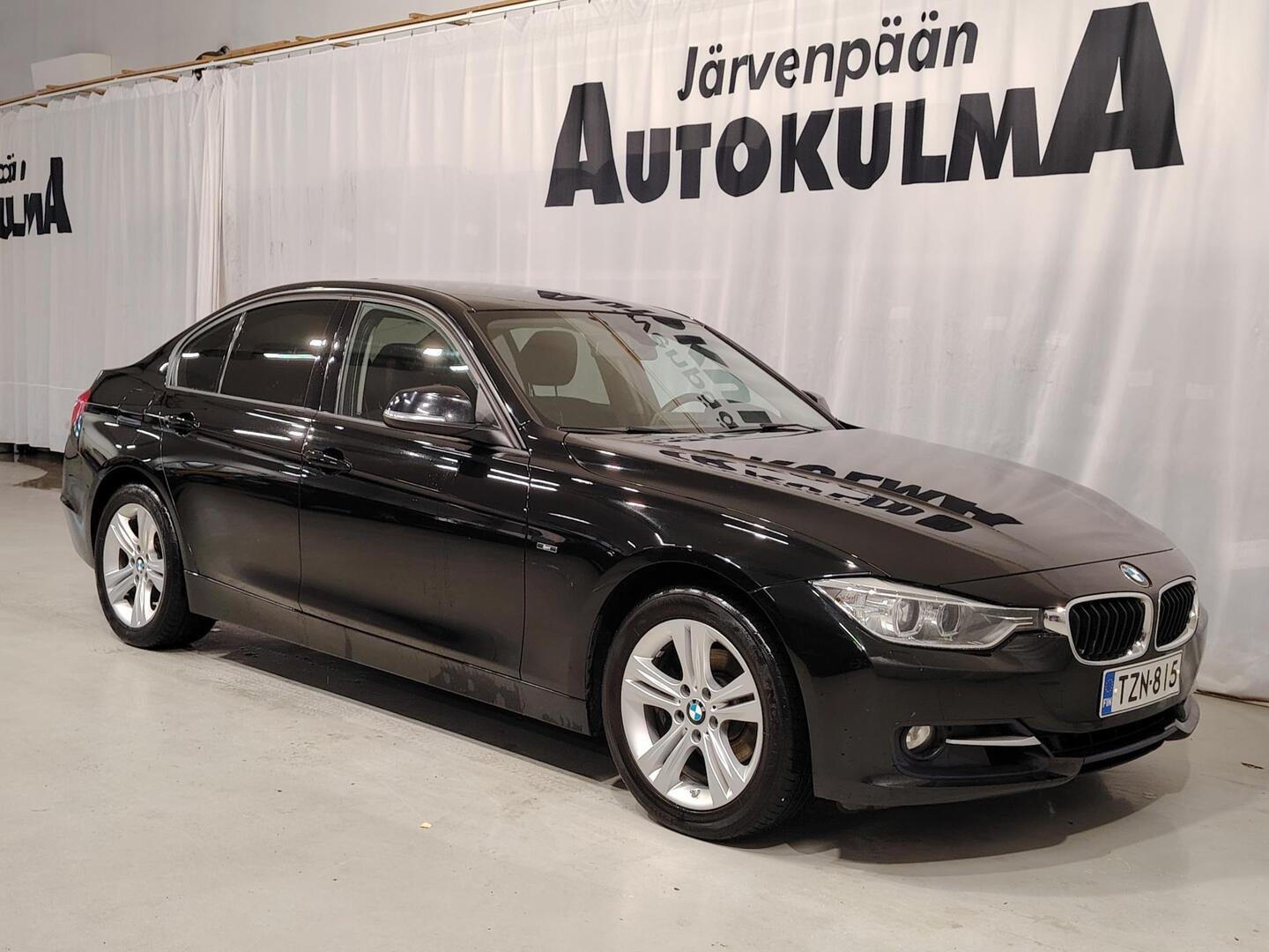 BMW 320 2014, photo 5/10