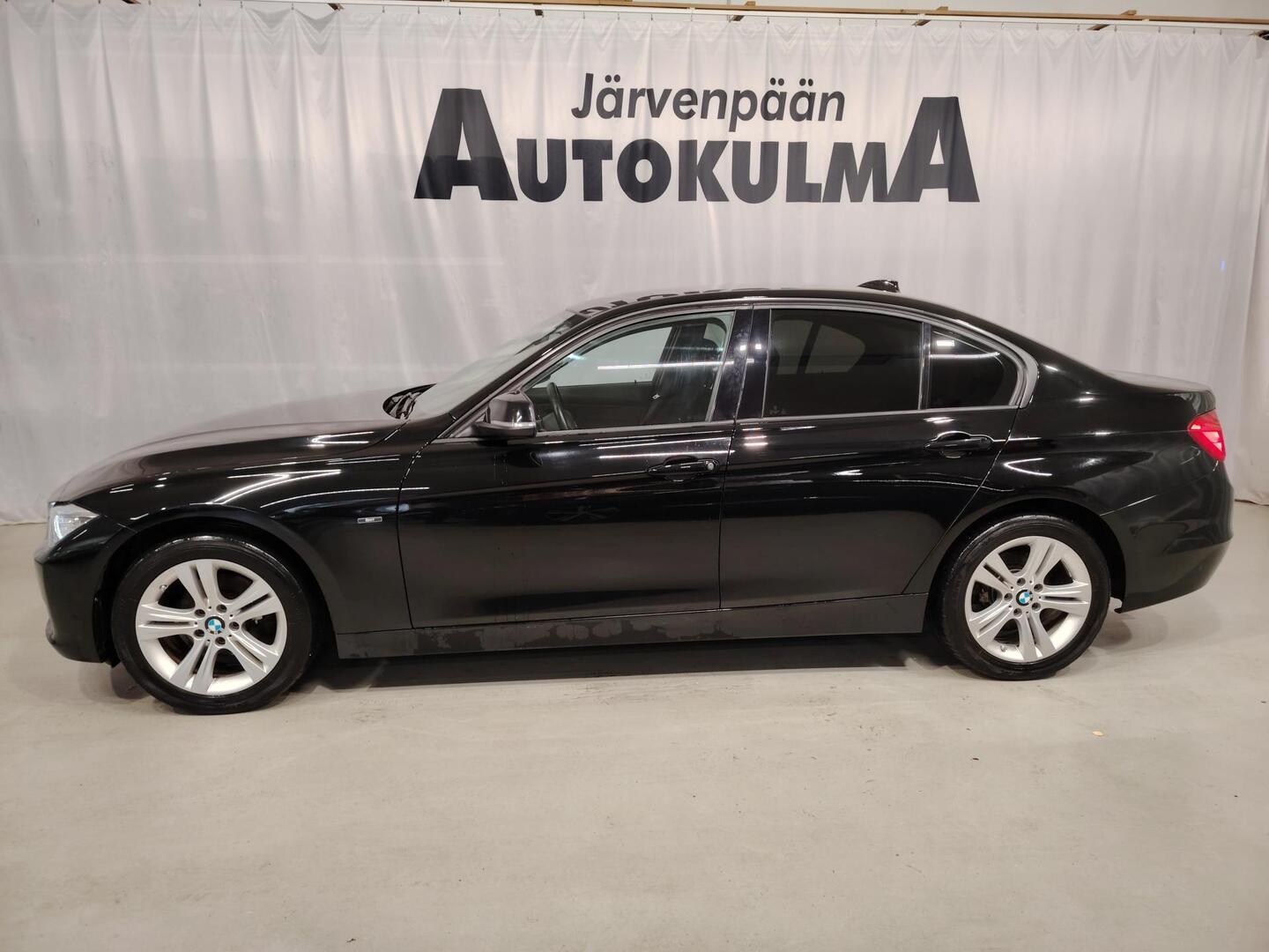 BMW 320 2014, photo 2/10
