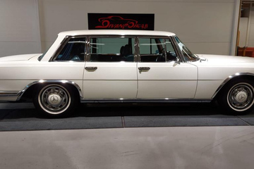 Mercedes-Benz 600