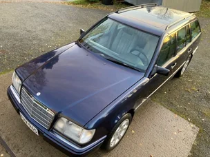 Mercedes-Benz 300