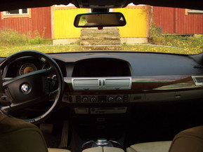 BMW 750