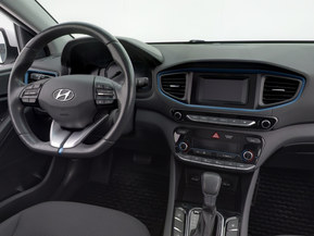 Hyundai Ioniq Plug-In