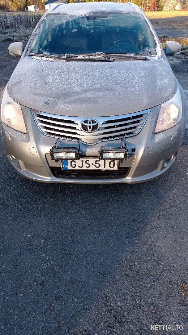 ToyotaAvensis