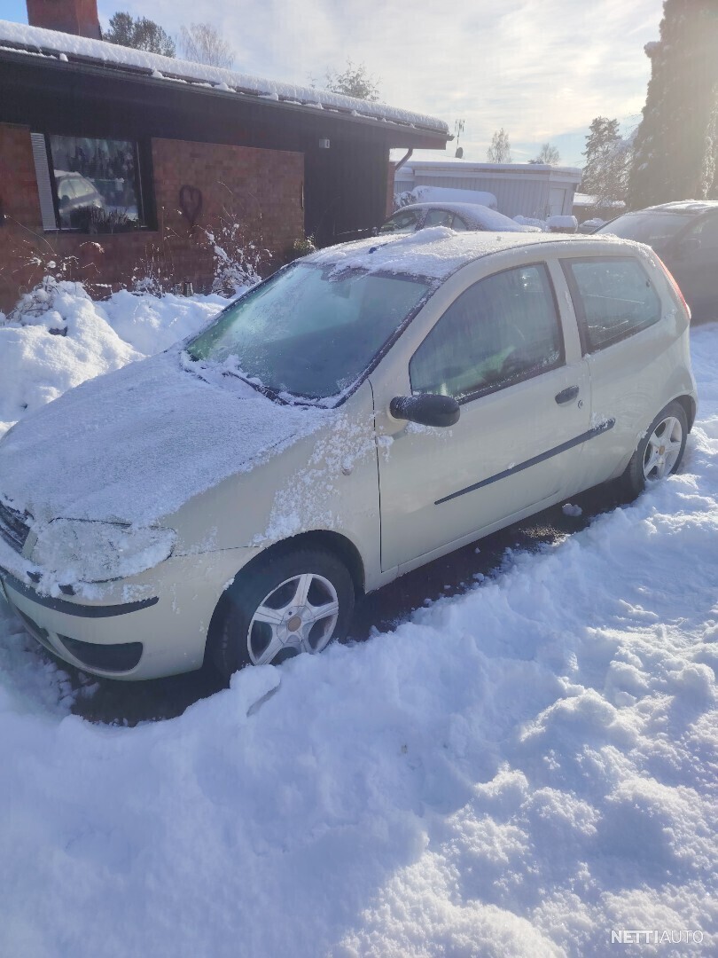 FiatPunto60Classico3d