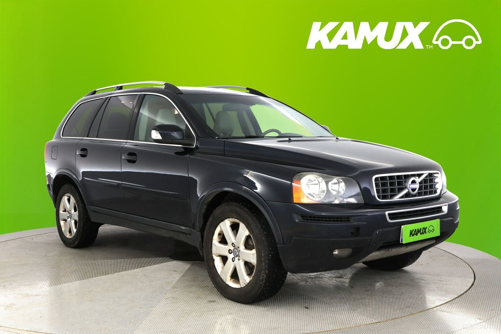 VolvoXC90D5AWDMomentumaut/Vakkari/Muistipenkit/Tutkatakana/Nahat/Kahdetrenkaat