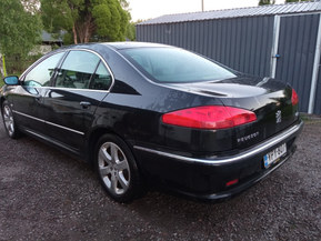 Peugeot 607