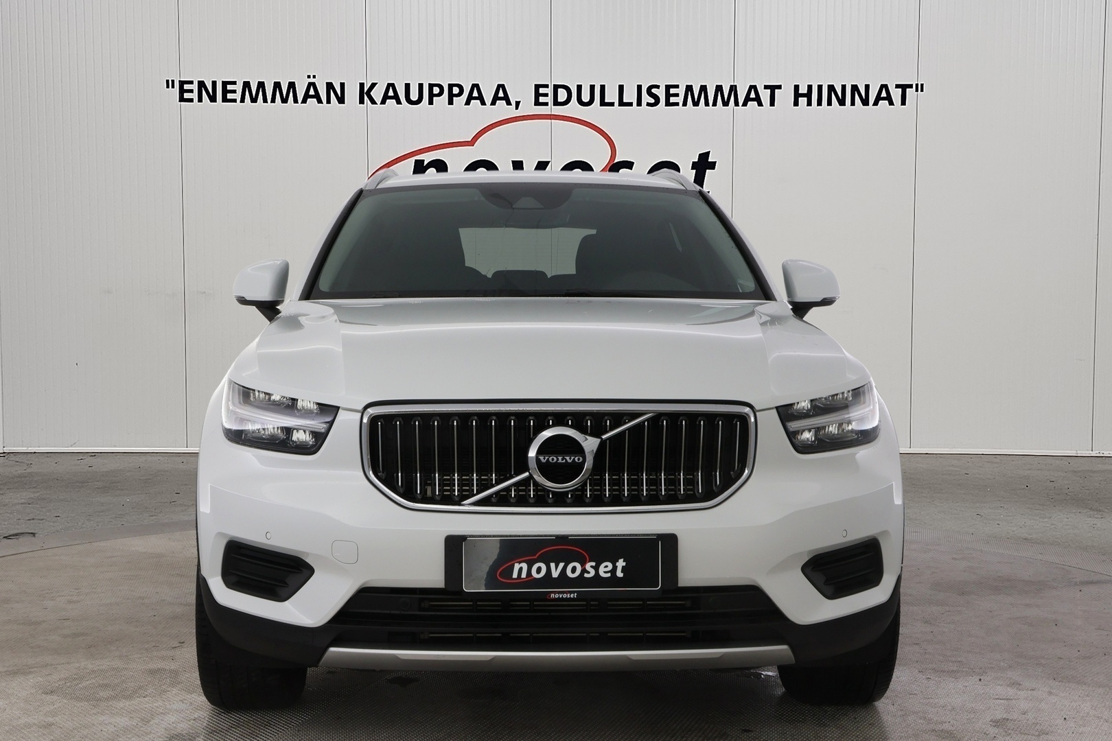 Volvo XC40 2022, photo 6/10