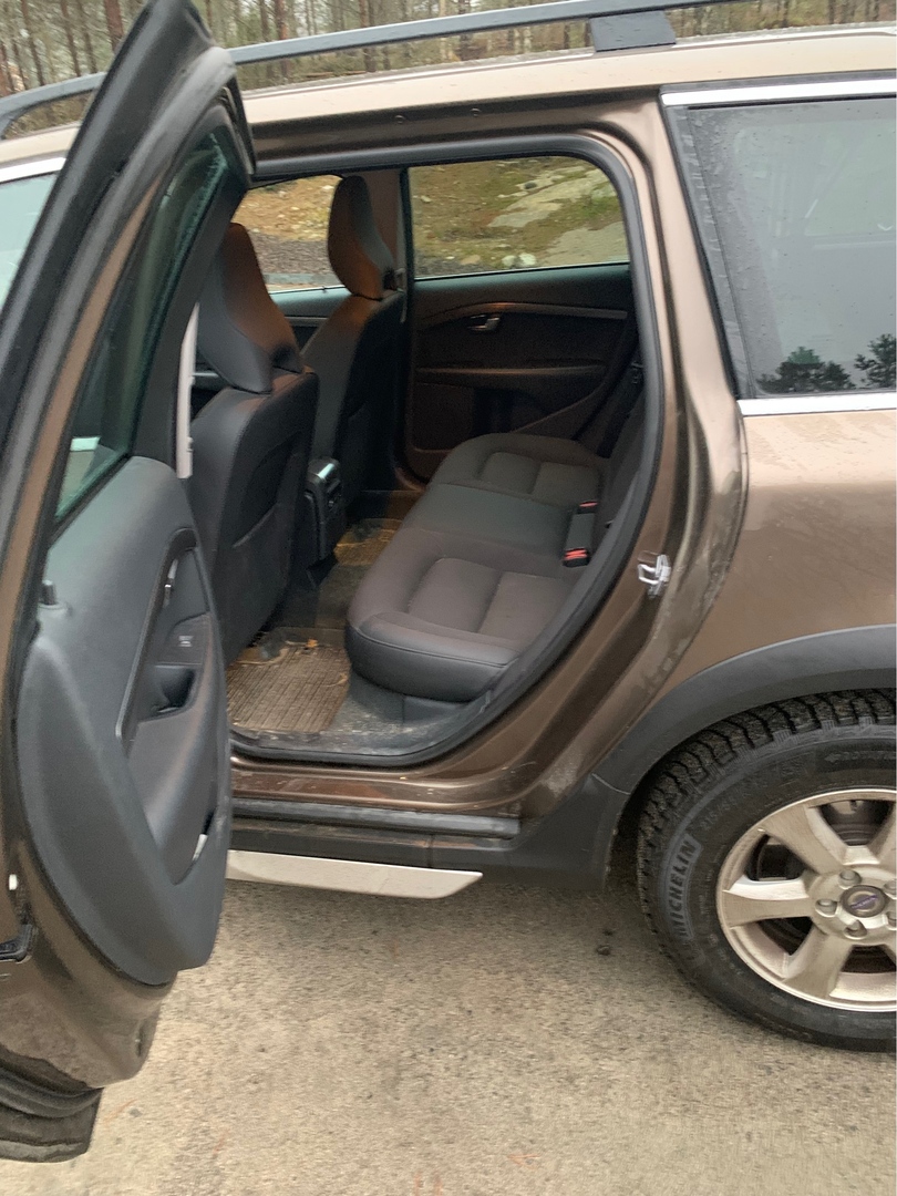 Volvo XC70 D4 AWD Momentum aut 2014, photo 6/14