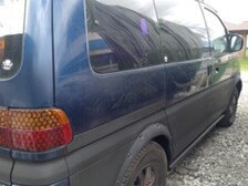 Mitsubishi L300