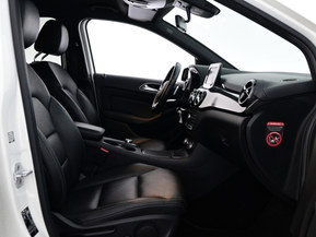 Mercedes-Benz B