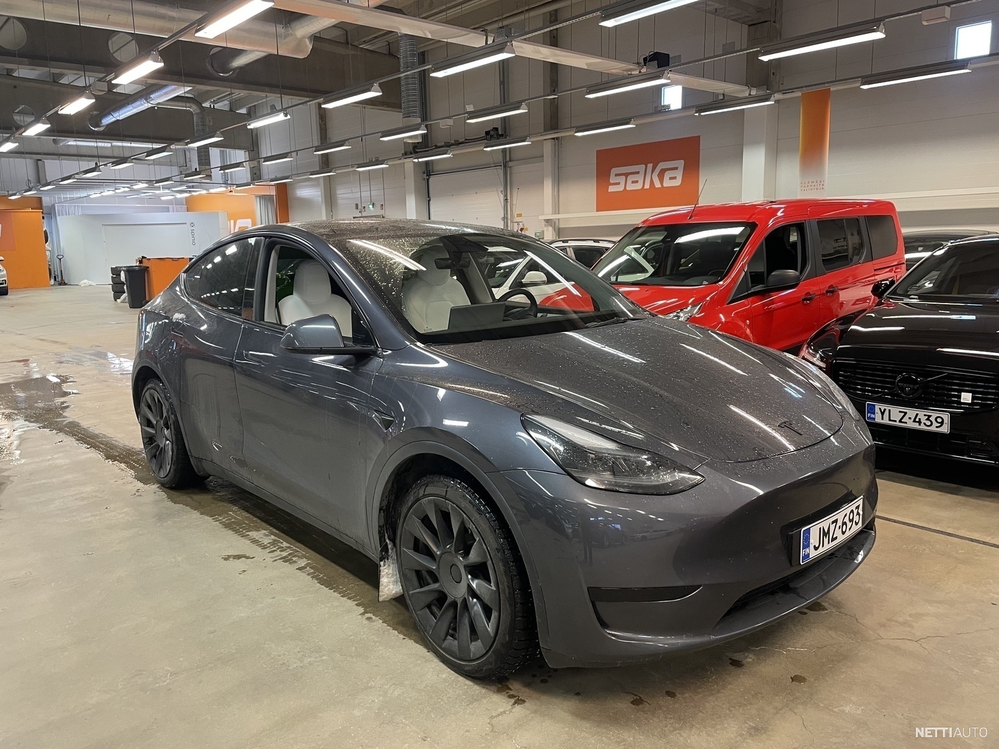 Tesla Model Y Rwd Valkoiset Nahat Amd Ryzen Premium Audio Connectivity Autopilot