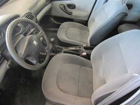 Peugeot 406