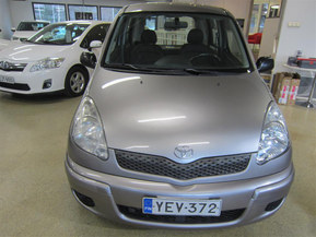 Toyota Yaris Verso