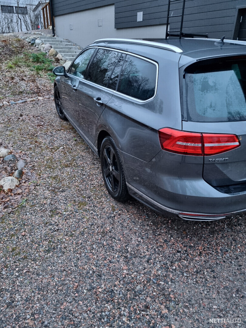 Volkswagen Passat Variant Tdi Biturbo Kw Hv Mot Dsg Aut Highline Winter Edition