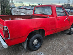 Dodge D150