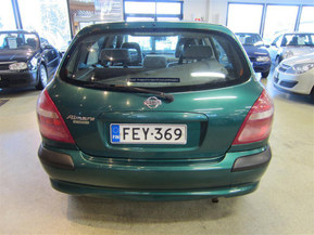 Nissan Almera