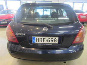 Nissan Almera