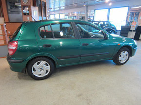 Nissan Almera