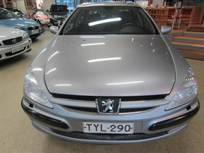 Peugeot 607