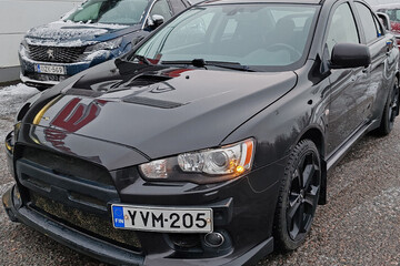 Mitsubishi Lancer