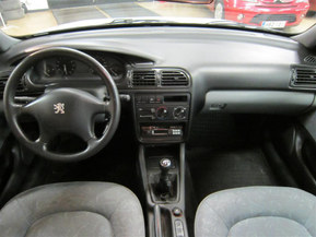Peugeot 406