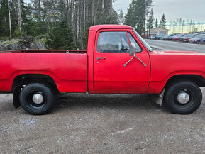 Dodge D150