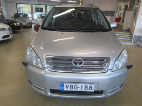 Toyota Avensis Verso