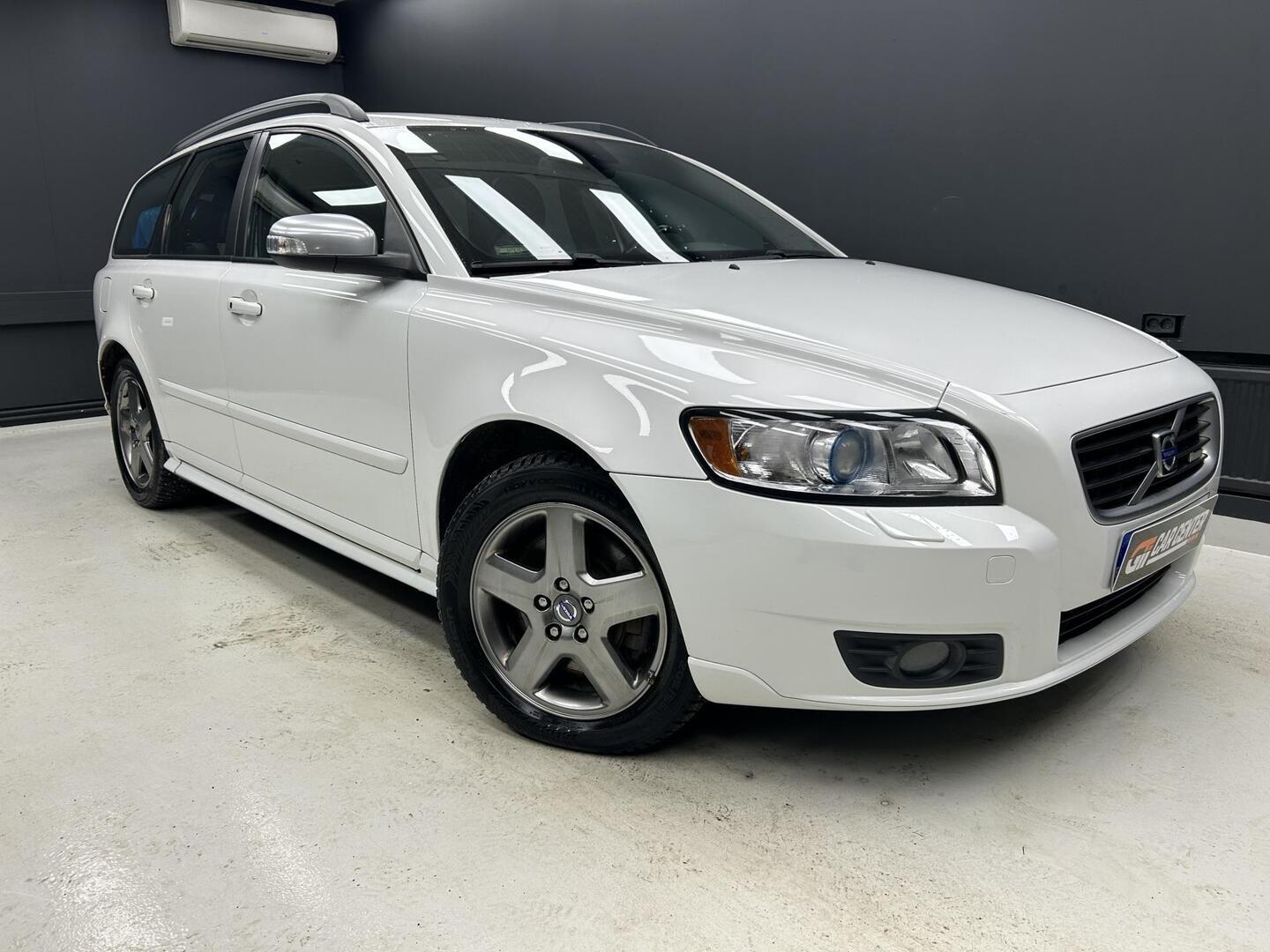 Volvo V50