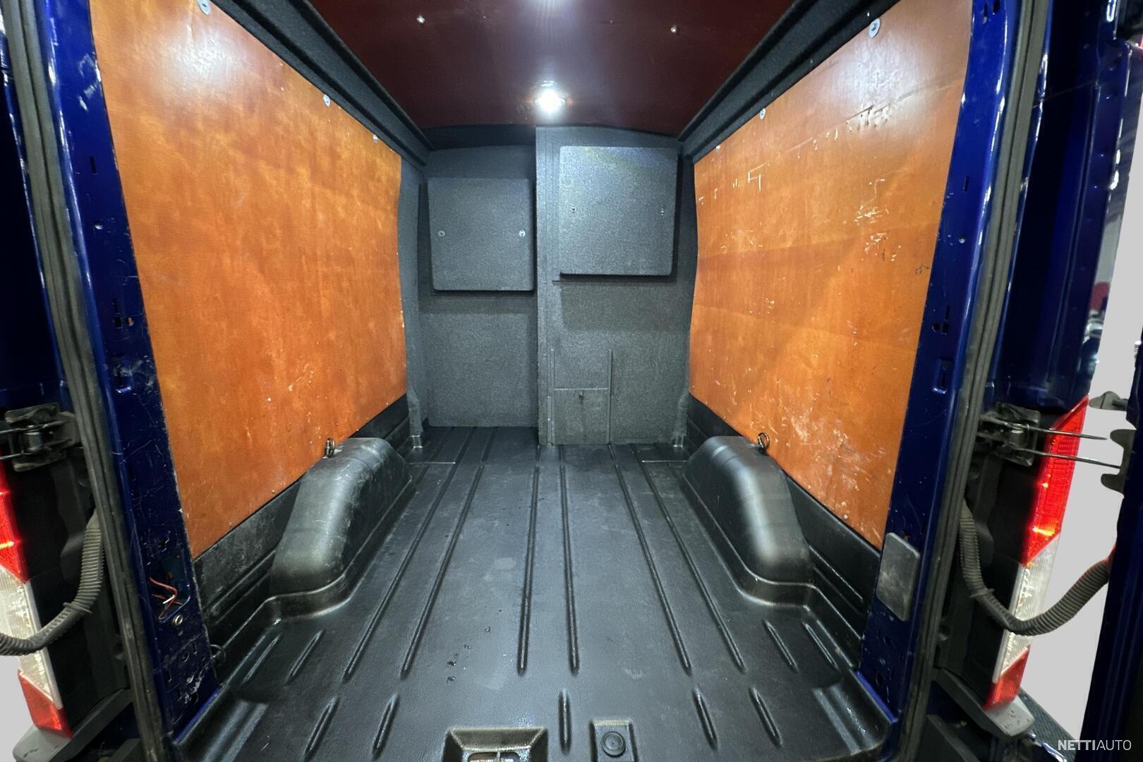 24 / 27