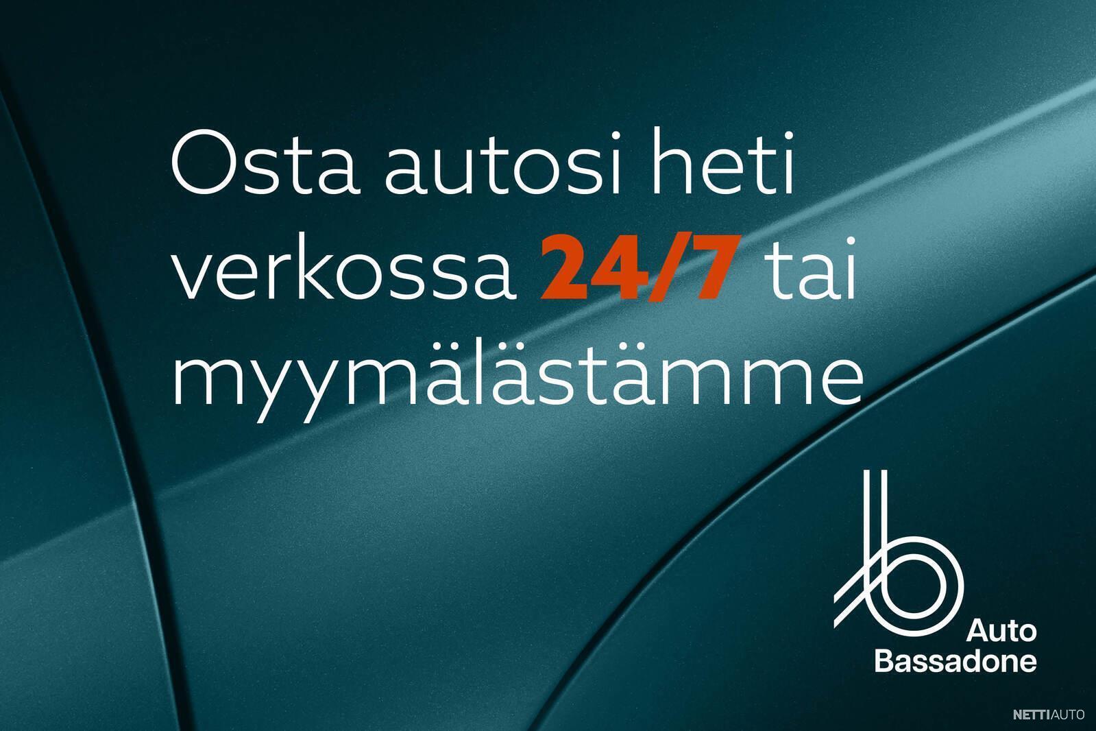 32 / 35