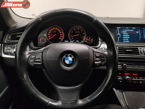 BMW 523