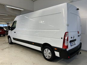 Nissan NV400