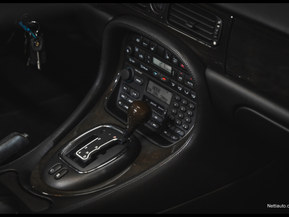 Jaguar XJR