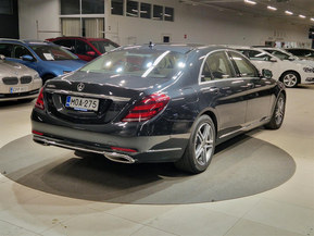 Mercedes-Benz S