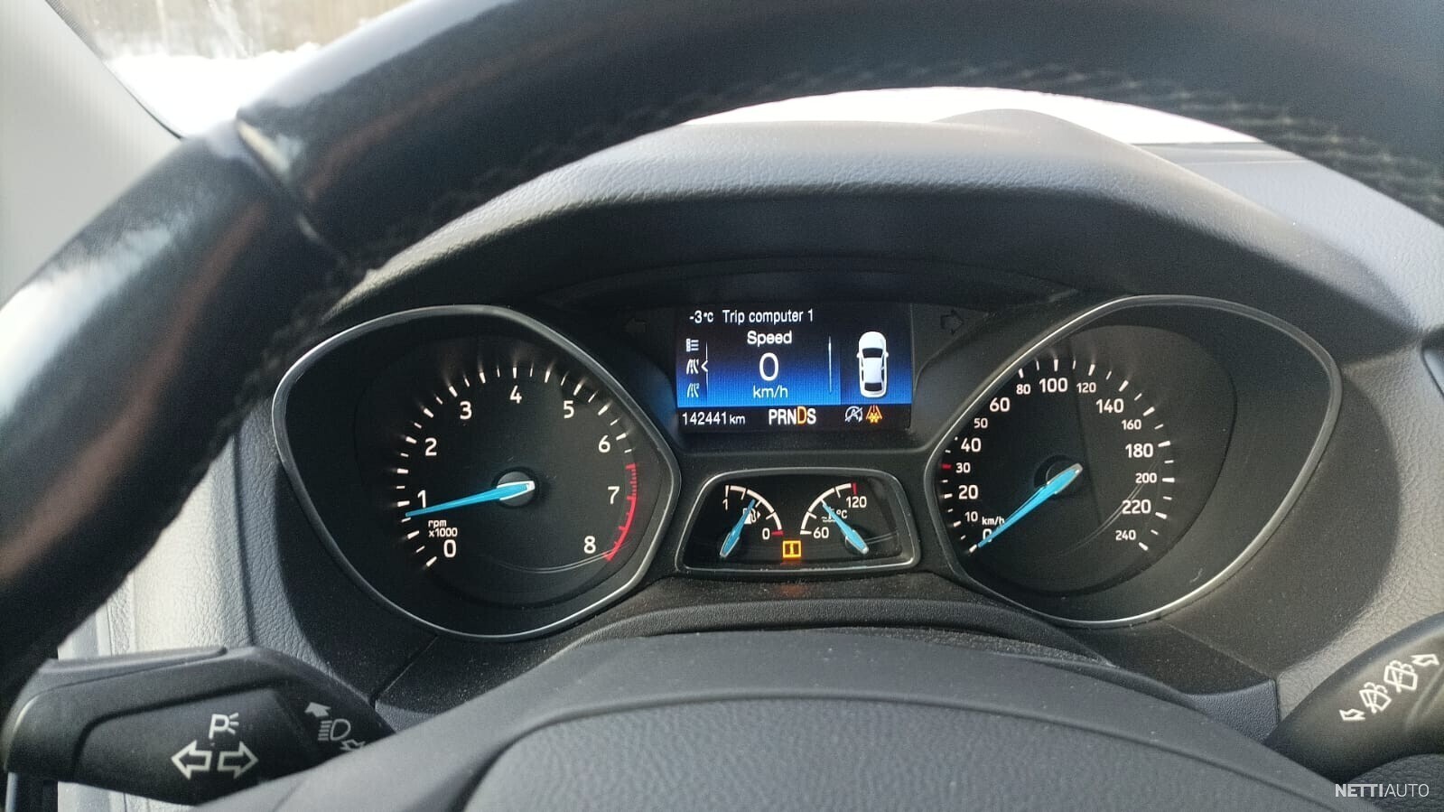 12 / 16