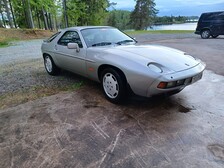 Porsche 928