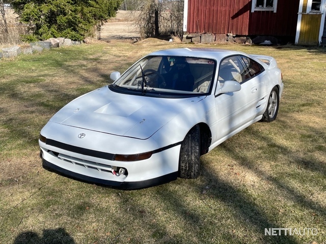 Toyota MR2