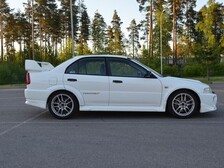 Mitsubishi Lancer
