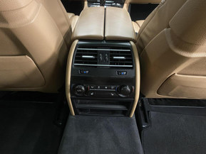 BMW 750