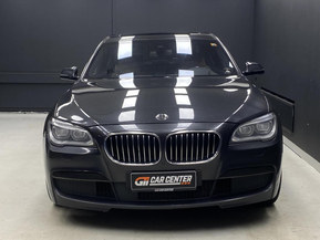 BMW 750