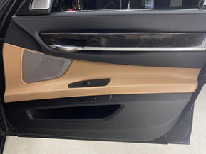 BMW 750