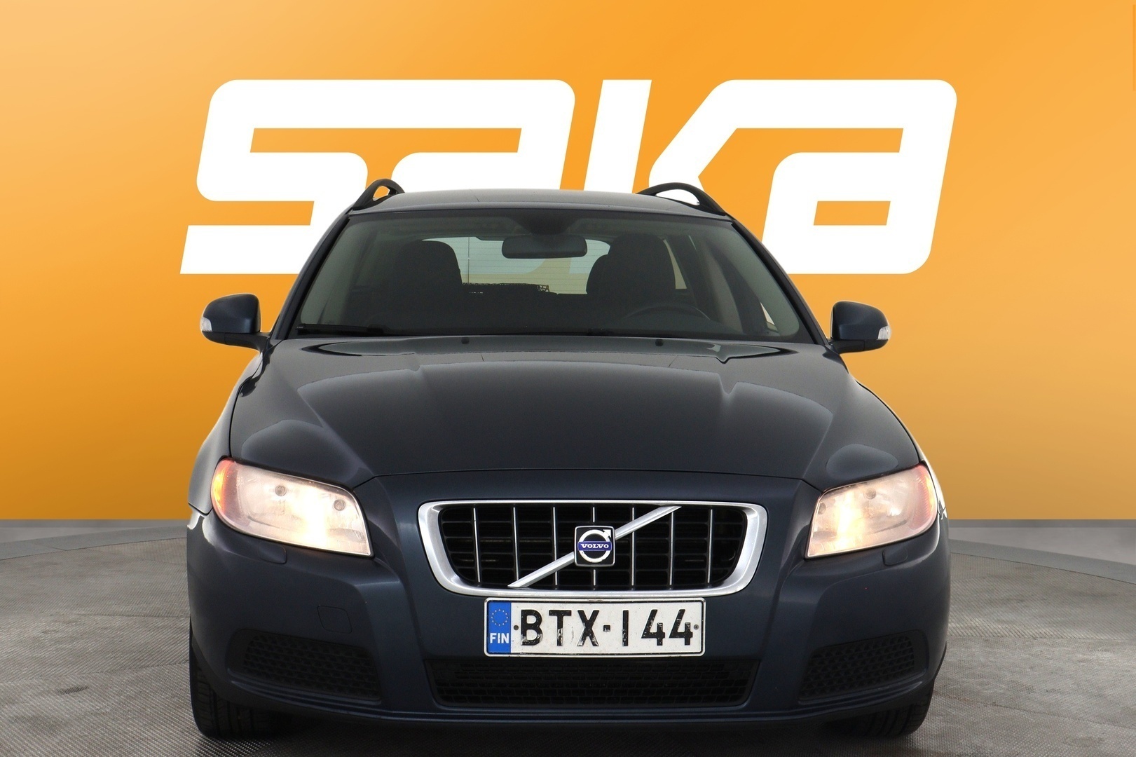 Volvo V70 2,4D Kinetic aut 2008, kuva 3/11