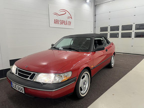 Saab 900