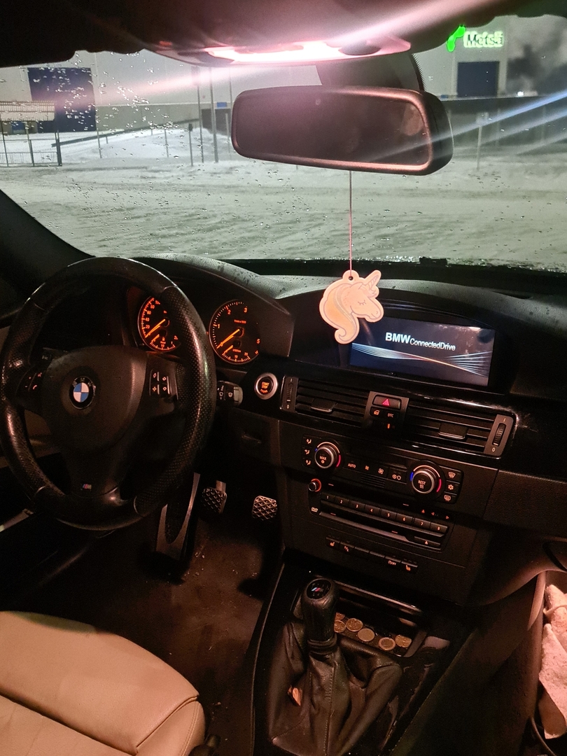 BMW 318 Diesel 4d M-sport 2008, photo 6/8